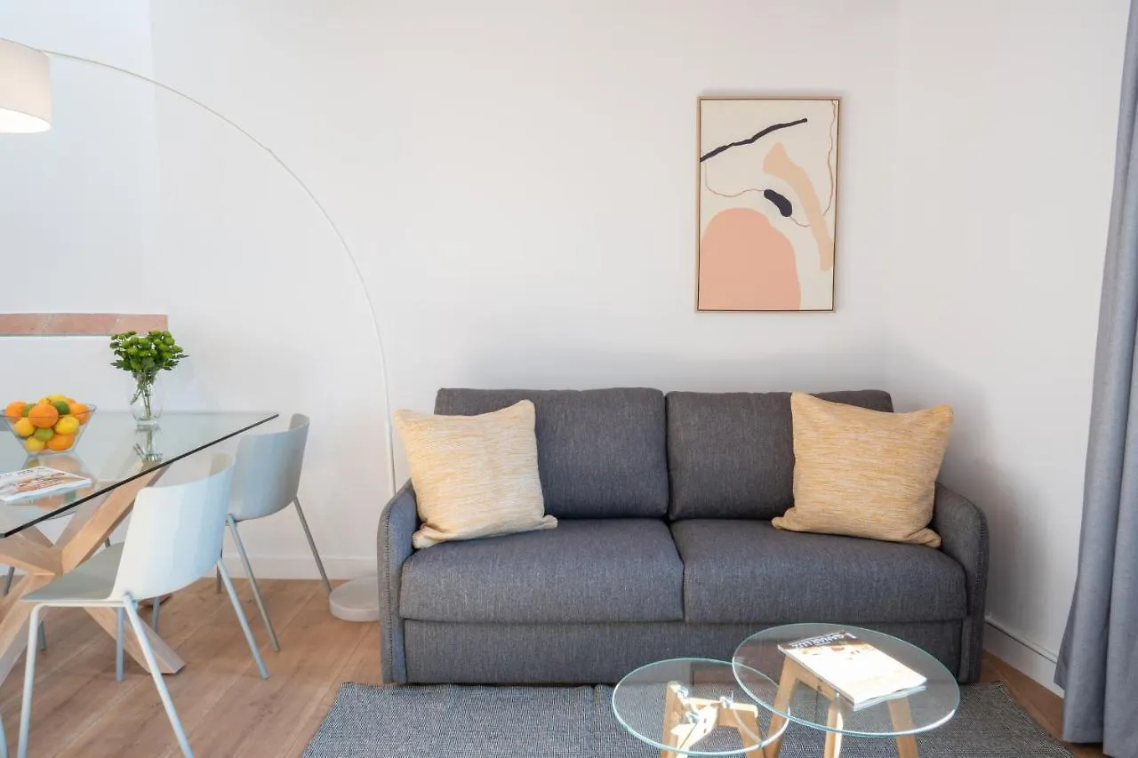 Feelathome Stadium Apartments L’Hospitalet de Llobregat