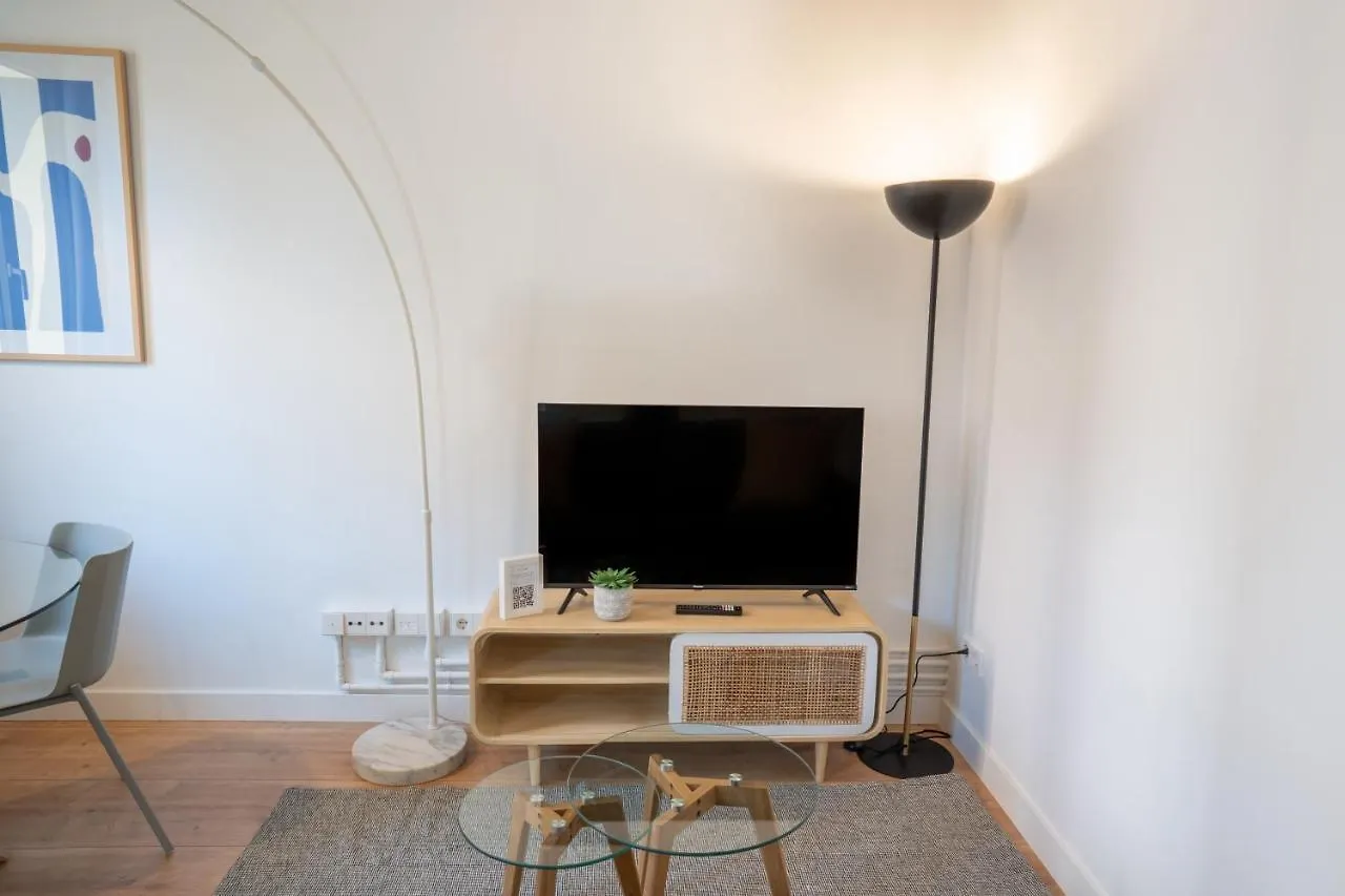 Feelathome Stadium Apartments L'Hospitalet de Llobregat