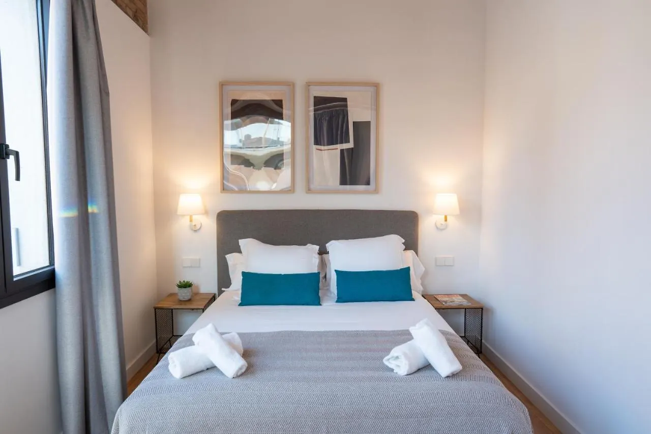 Feelathome Stadium Apartments L'Hospitalet de Llobregat