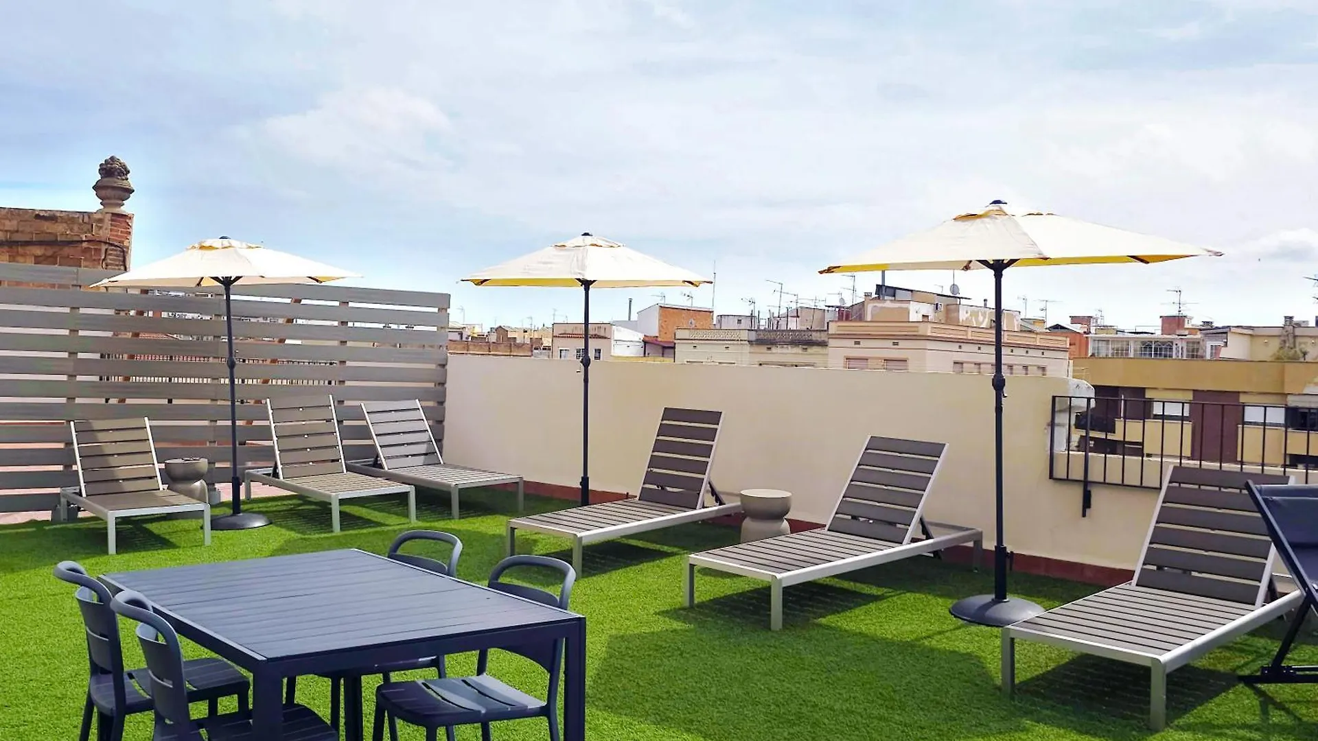 Feelathome Stadium Apartments L'Hospitalet de Llobregat